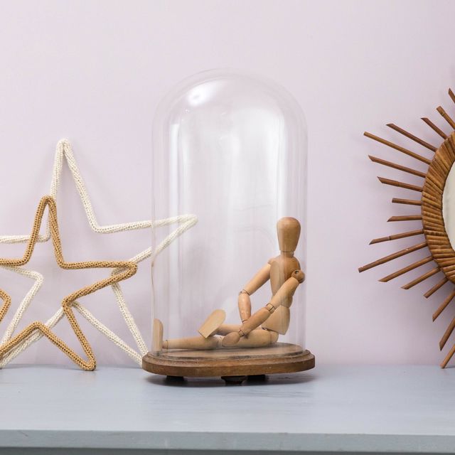 Globe de mariée vintage, à partir de 120 euros, Le Petit Florilège.