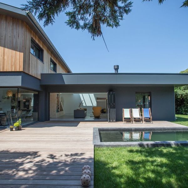 La maison gagne une piscine